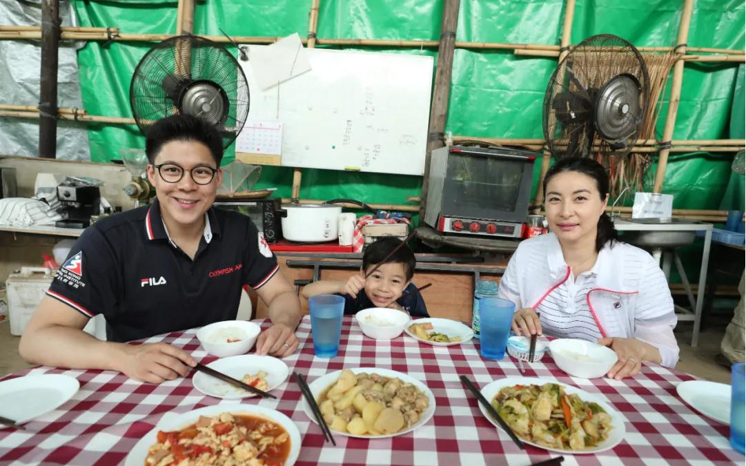 nikator|三胎之后,郭晶晶终于从200平的房子里搬到了1.6亿的豪宅