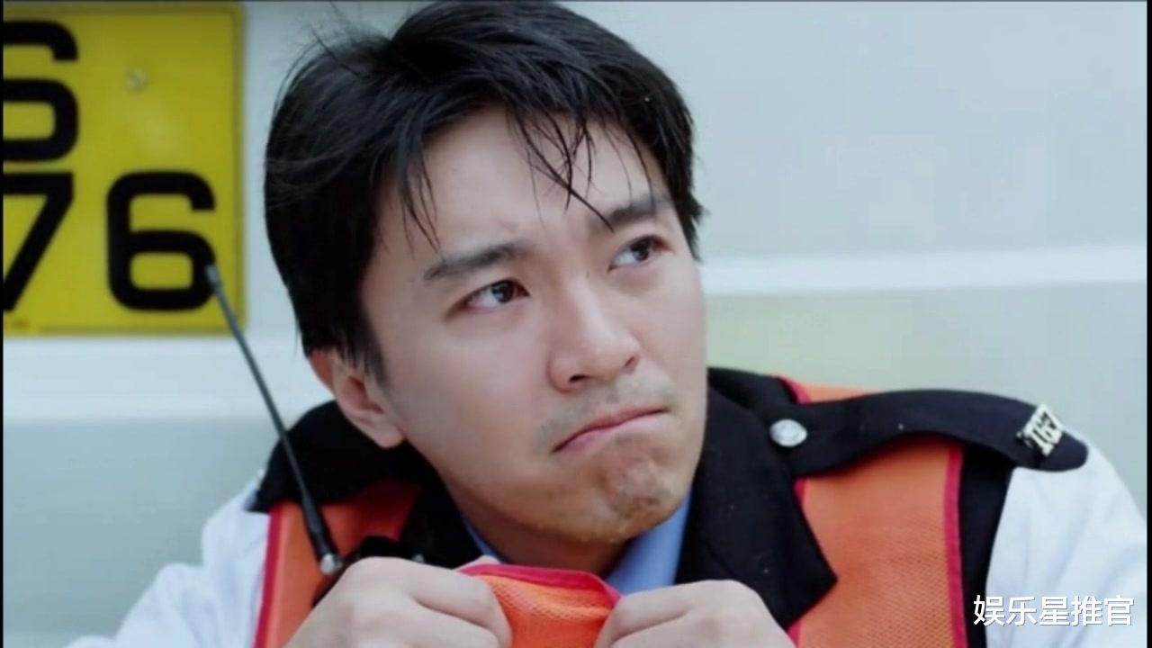 周星驰|周星驰和向华强究竟谁更厉害？洪金宝一席话锤出幕后大佬，人人都尊称一声“三爷”