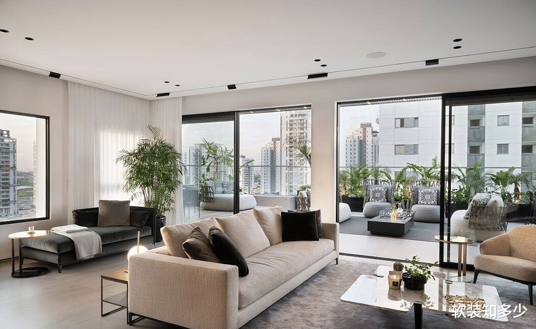 充满温暖的现代风格，自由、优雅、温暖和亲密，简约不简单