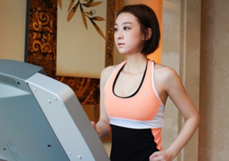 穆婷婷|亲生父亲为继母要告她，辛苦拍戏三年全未播，无奈现已隐退