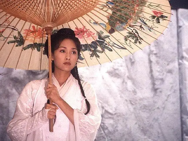 风云雄霸天下|《风云》中的两版“孔慈”，一位惊为天人，一位真的雷人