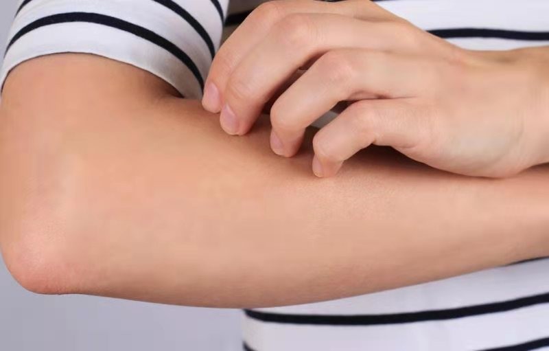 肾病|肝科医生提醒：身上这2处发痒，或是肝在“求救”！别等肝癌找上门