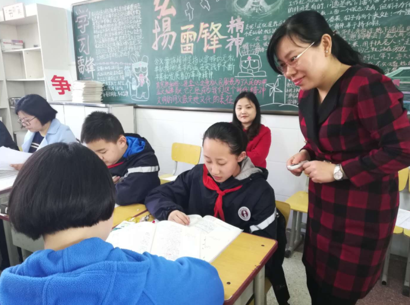 大学生|本科生“幸福感”最强的职业排名,教师直呼太真实,榜首让人惊艳