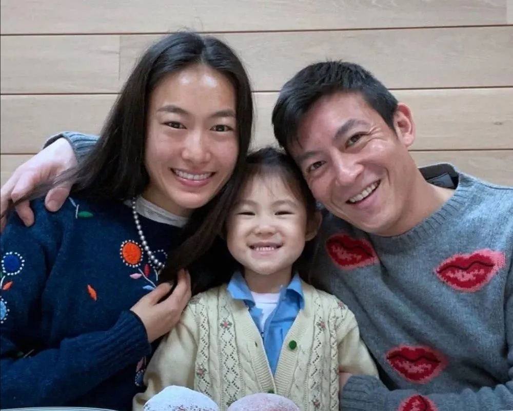 秦舒培|22岁嫁华谊老总，28岁收复情场浪子，如今未婚生女二胎都有了？