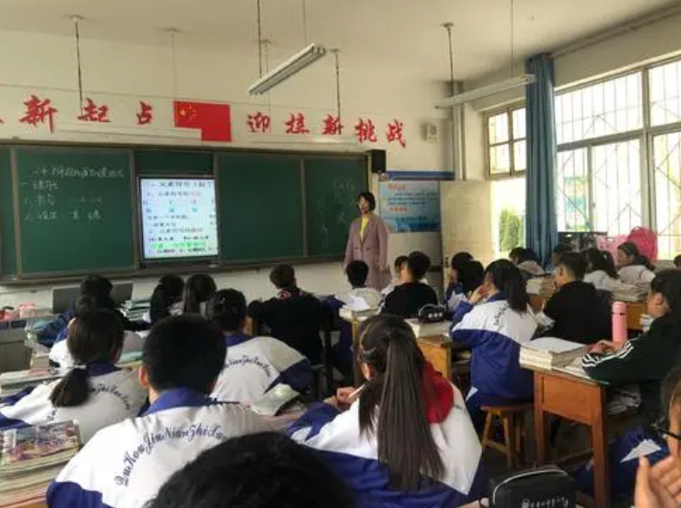 红莲少年|9月开学,中小学就会实施543学年制吗?教育部答复来了