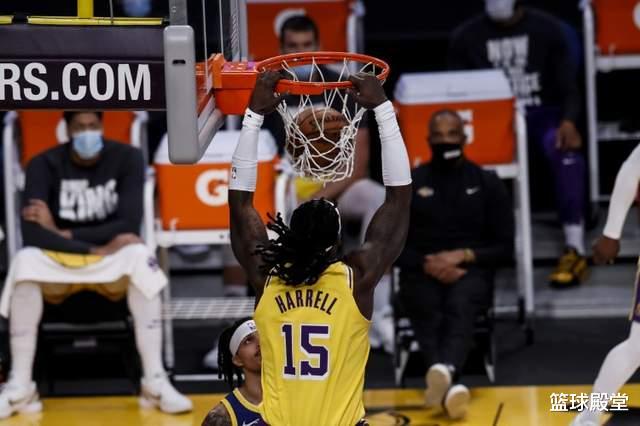 湖人队|湖人一战出三王牌！末节得分+前场板+替补太夸张，一隐患却难改