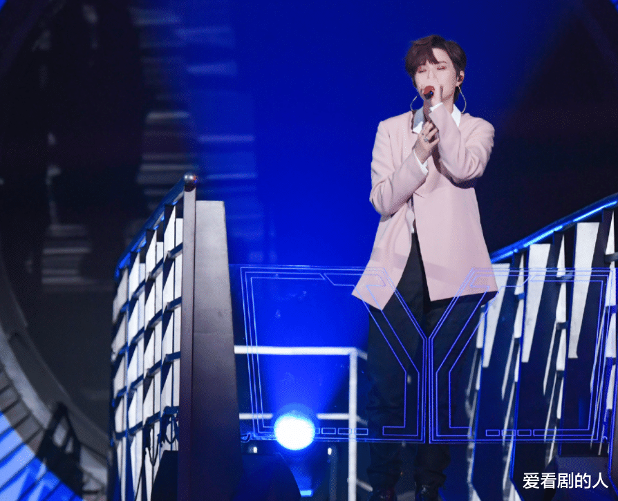 林子祥|我们的歌：齐秦与张碧晨组队，林子祥与胡夏组队，杨芸晴有点可惜