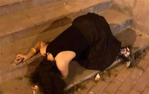 四川男子强行与醉酒女发生关系,女子浑然不知,直到发现内裤反穿