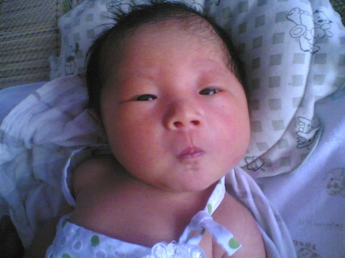 90育儿|产妇坐月子期间,新生儿基本都很乖,也很少哭闹,背后原因挺有趣