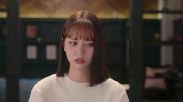 家中大小宝|甜中带虐:《心惊肉跳的同居》第15集,申狐狸的珠子变蓝是坏事