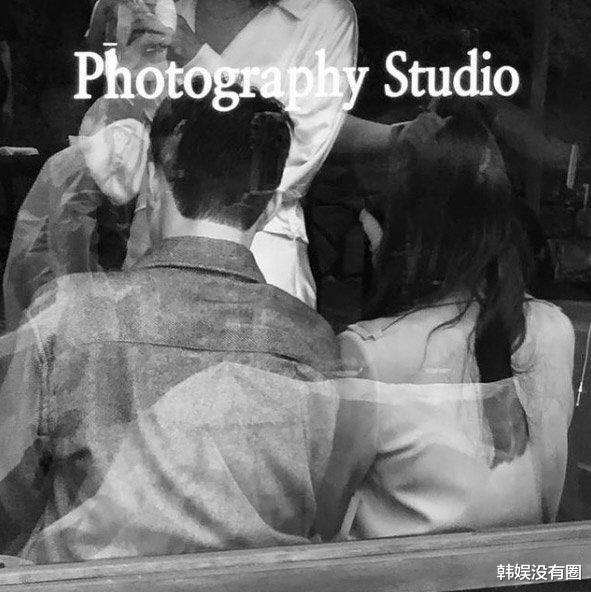 王嘉尔|太甜了！宋慧乔晒新剧花絮照，与张基龙散发“粉色泡泡”