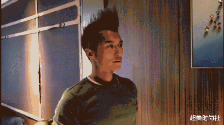 谢霆锋|谢霆锋熨斗烫头遭调侃，一改痞帅挑战喜剧？高颜值拿捏各种造型