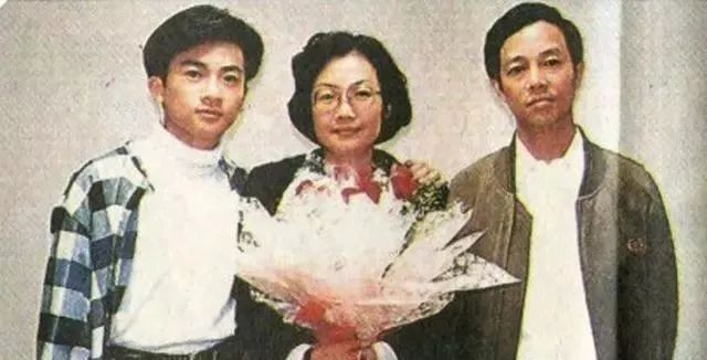 苏有朋|48岁苏有朋再上热搜：出道33年，他藏得太深了！