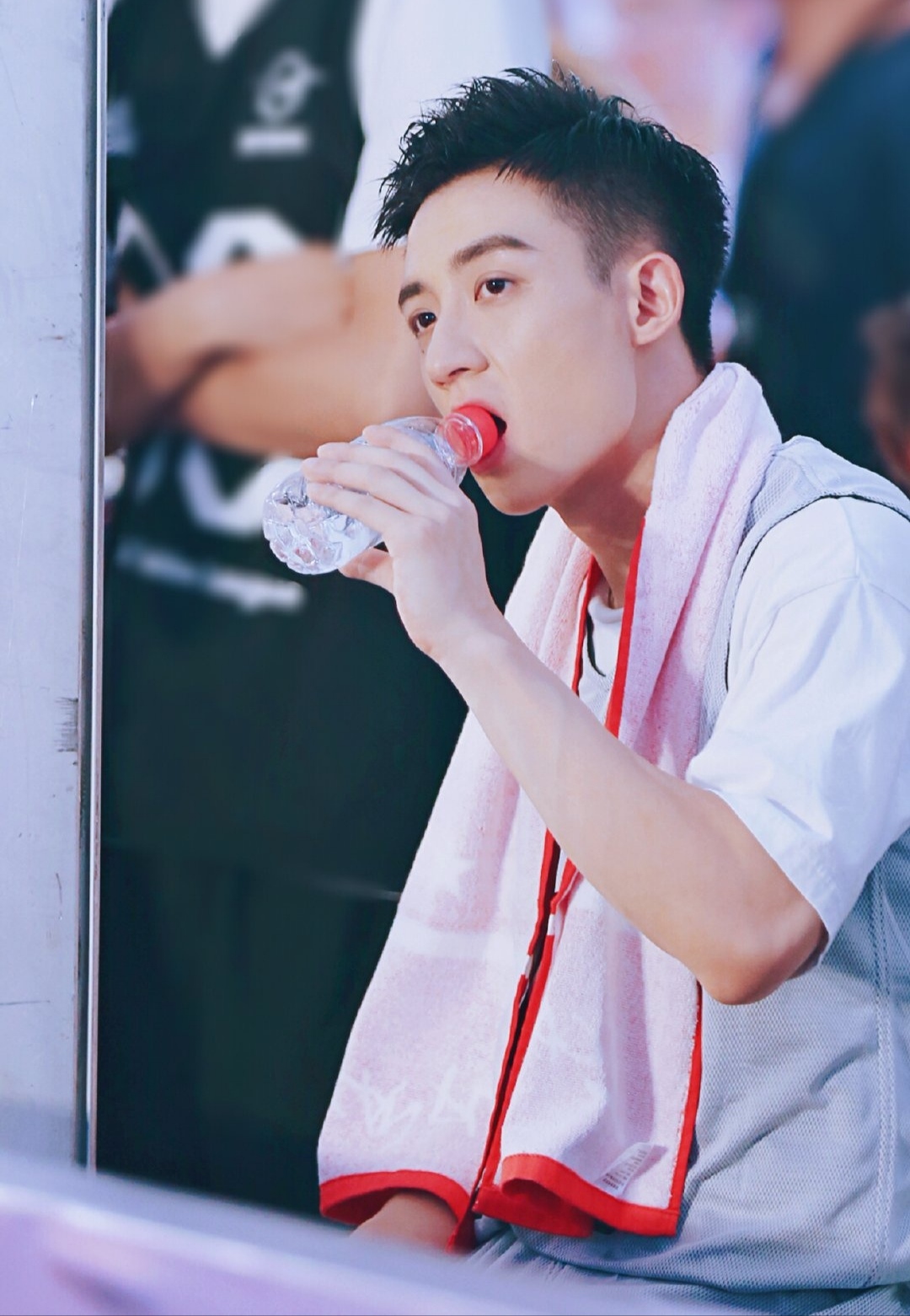 谷嘉诚|阮经天: 我没有化妆，肖战: 我也没有化妆，谷嘉诚: 不敢相信