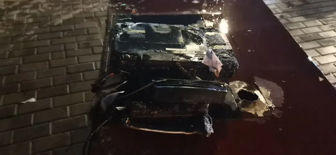 |你是不是也只关电脑主机不关电源？