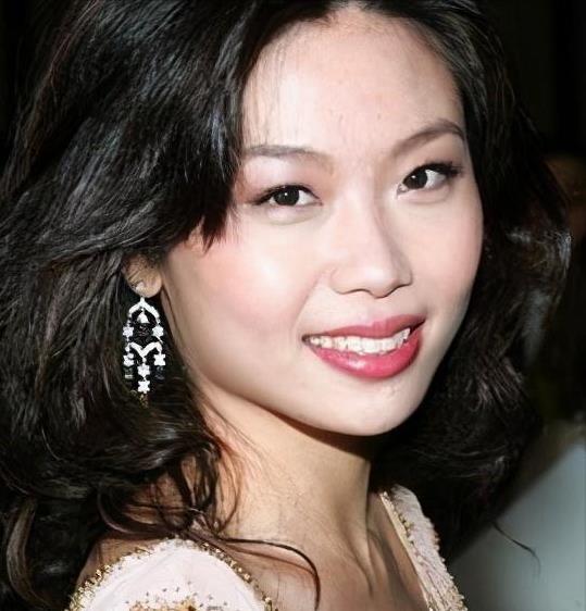 TVB|TVB的7位冷门女神，个个风华绝代，人生却大不相同