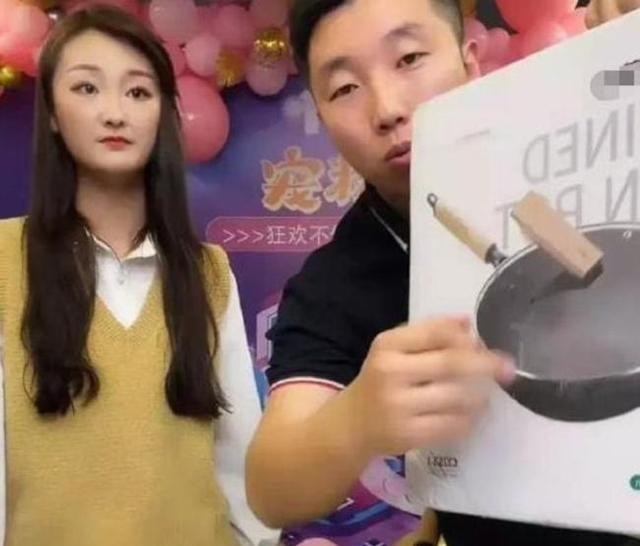 朱之文|“百万儿媳”被赶出朱家,大衣哥:车和房归你,请你放过我们一家