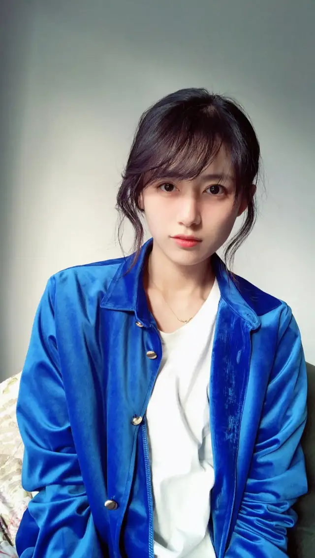 李诞|凭一张巧嘴赚数亿元，娶翘臀美女为妻，结婚仅3年多，今官宣离婚