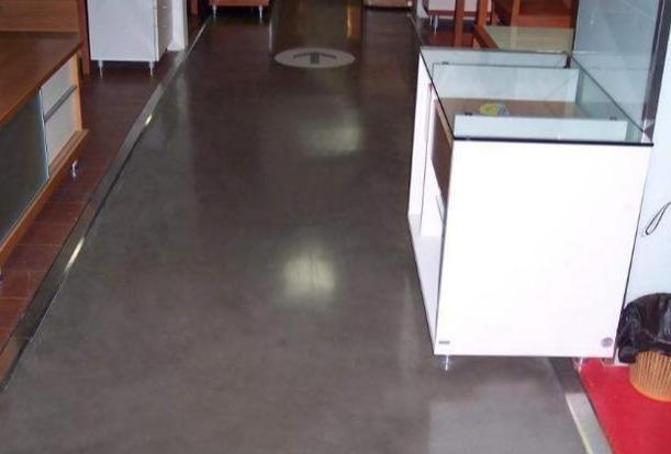 越来越多人不铺瓷砖地板，现在都流行这种，实用又美观