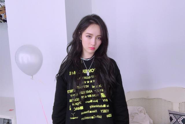 赵露思|小八卦，李湘，何泓姗，孟佳，彭冠英，袁冰妍