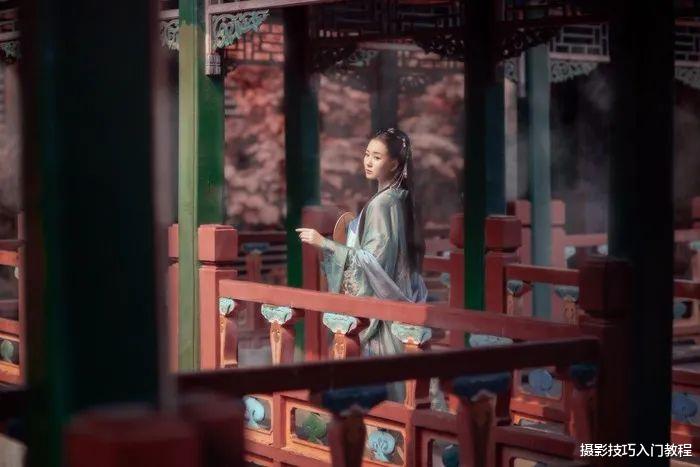 拍照技巧：古风人像怎么拍才能更有风韵？