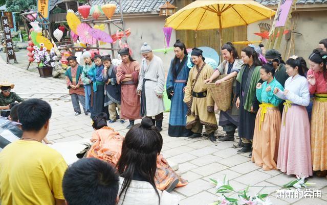 横店|横店“20万群演”的现状：懒汉的天堂，疯子的乐园，光棍的世界