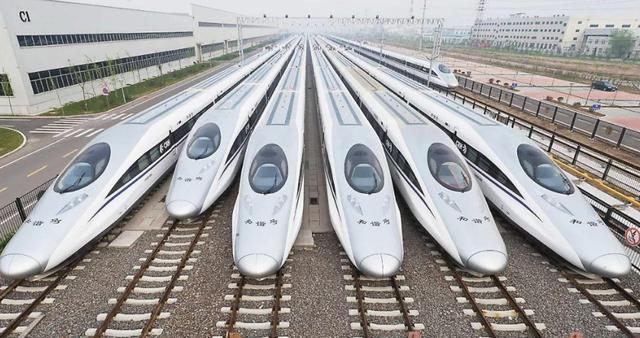 纬祝泰 高铁后,地铁也被叫停?2021新通知发布,多个城市已按“暂停键”