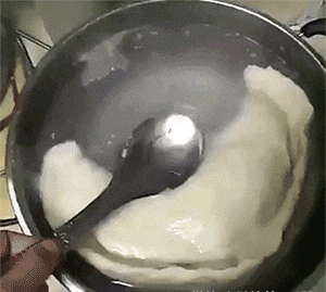 阿庄星座屋|“新来的女同事请我去她家里玩，她是不是喜欢上我了？”哈哈哈哈