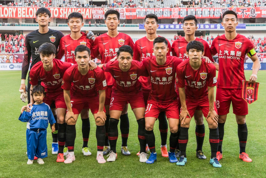 呂文君|上海上港被呂文君坑了，球迷已經(jīng)有點蒙圈，這辯論難分勝負