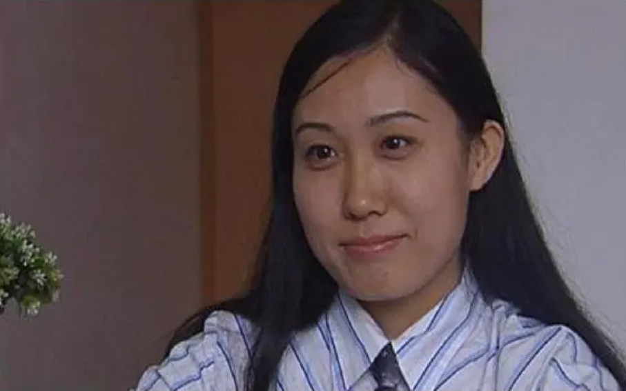 歪妈亲子故事|被央视评为“天才少女”，却毁于原生家庭，初中辍学，未婚生3娃