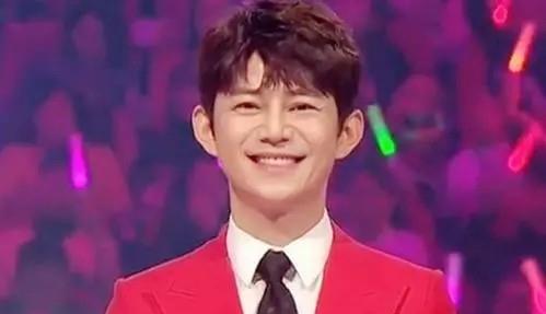 快乐大本营|《快乐大本营》改版又改名，何炅稳居主持人，其他人去哪了？