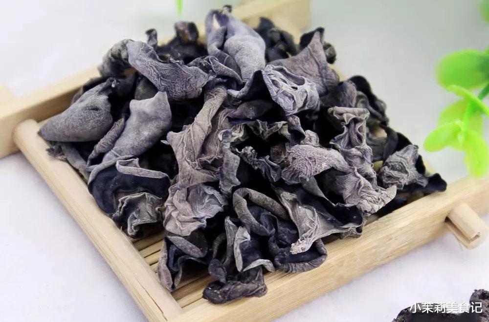 芹菜|农历五月“毒气”重，多吃“5菜2谷”，忌2食，无“毒”好过夏