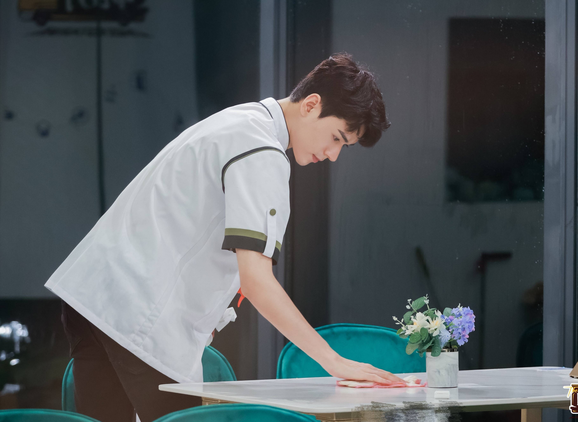 绿竹青青野|从籍籍无名到超越肖战,不仅拥有好看的皮囊,龚俊才是真人间清醒