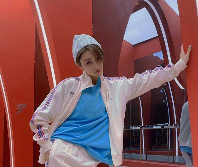 穿衣搭配|张馨予的时尚穿搭法则