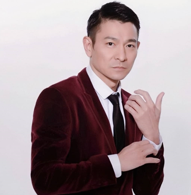 刘德华|刘德华“狂屠”抖音，打脸了众多“小鲜肉”：实力才能获“顶流”