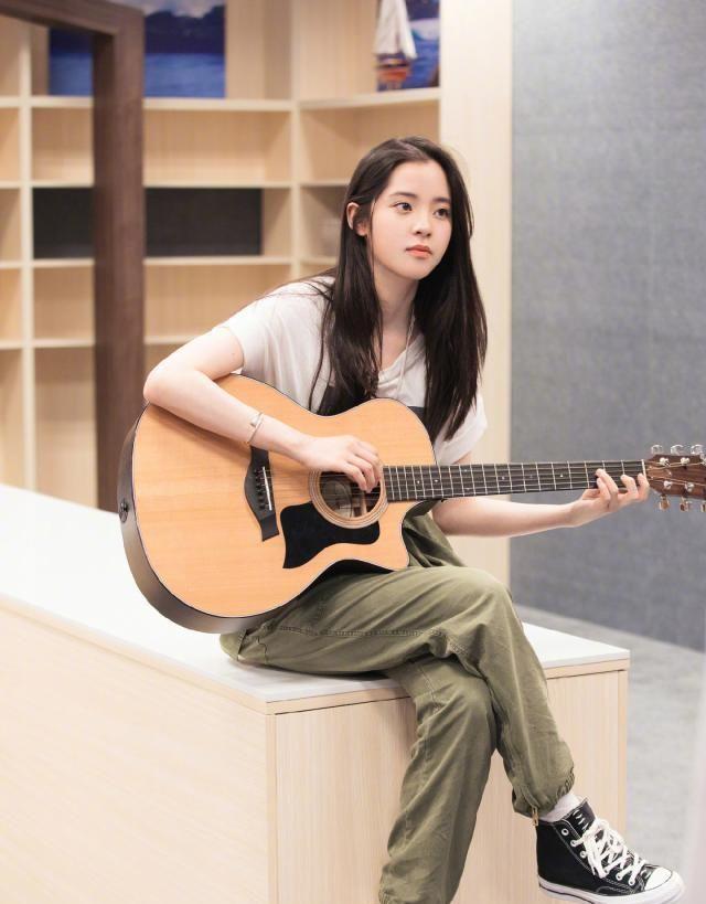 李兰迪|爆料:鹿晗关晓彤,白鹿,李兰迪,欧阳娜娜,华晨宇,杨颖,杨洋