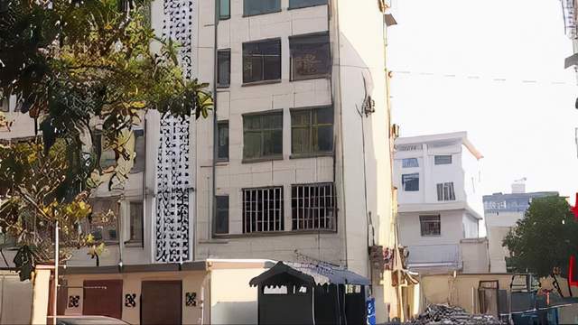 业主装修擅自拆除承重墙致36户人有家不能归，到底是无知还是自私