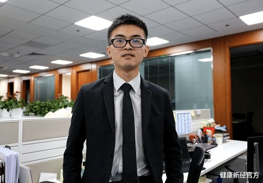 肝癌|25岁小伙每天坚持早起,查出肝癌,医生:早起后常吃1“蔬菜”犹如“自残”