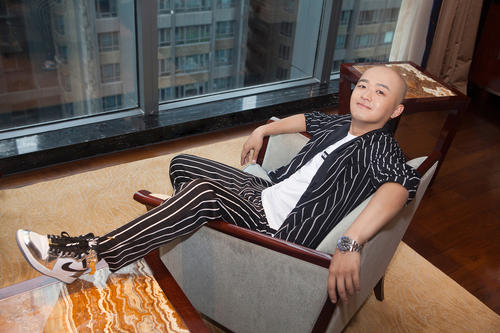 包贝尔|女星小鸡嘴得不偿失？何炅新节目难看？包贝尔抄袭被锤后力证清白