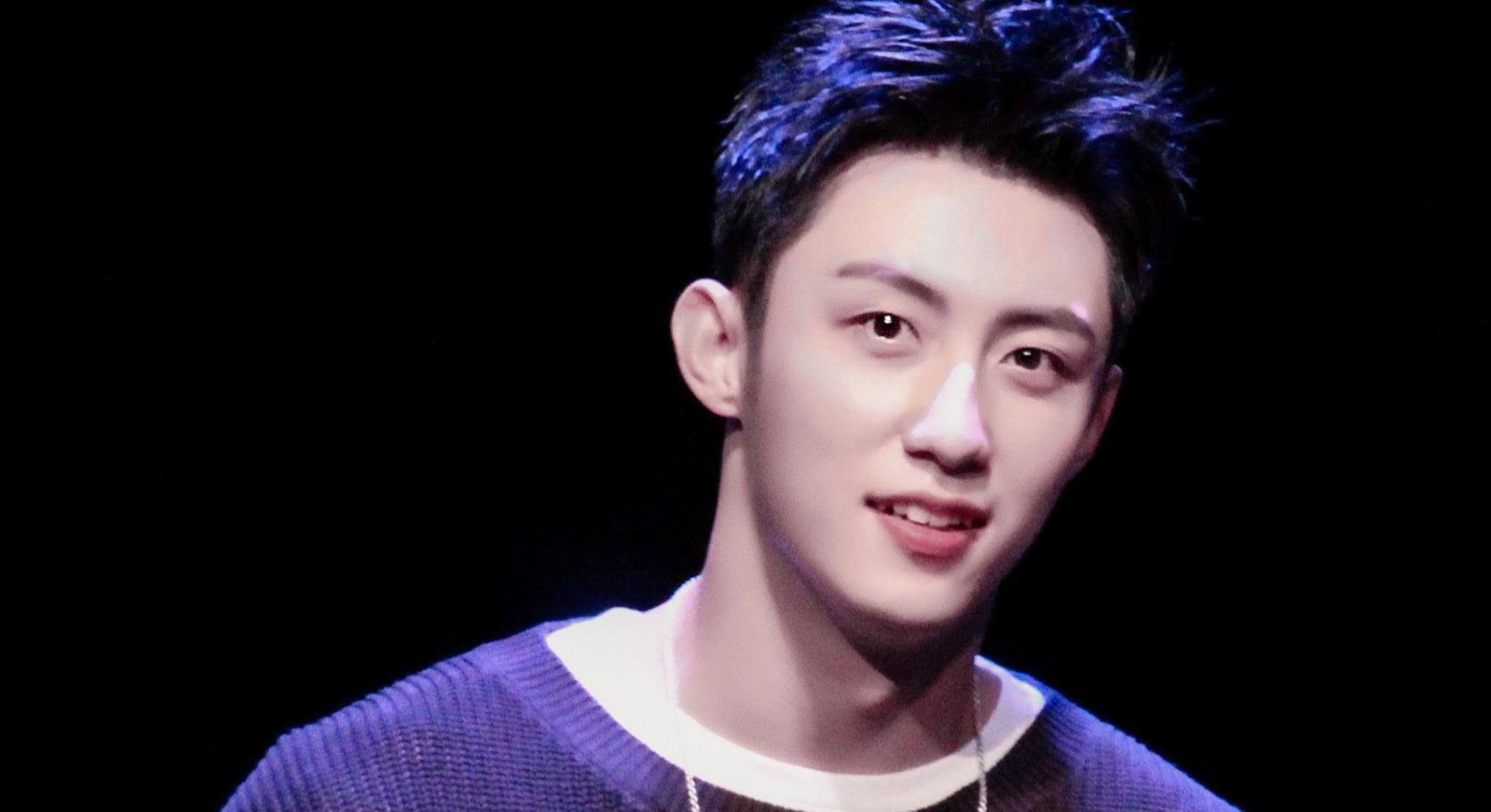 杨钰莹|“烧炭员”黄景瑜逆袭记