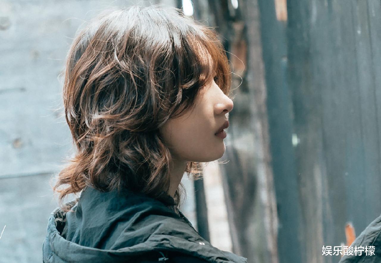 周冬雨|继续逃档！先是周迅，后是周冬雨，三金影后作品的底气哪去了