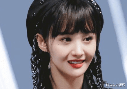 郑爽|收入超高的郑爽，为何说自己没有钱？钱用在哪里去呢？