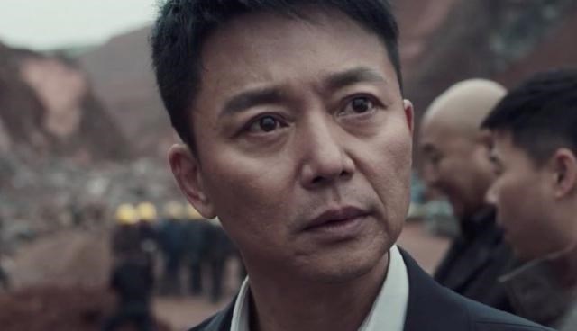 胡小小乖|不磨皮、不浮夸、演技好，任嘉伦和白鹿新剧，上线便拿下榜首