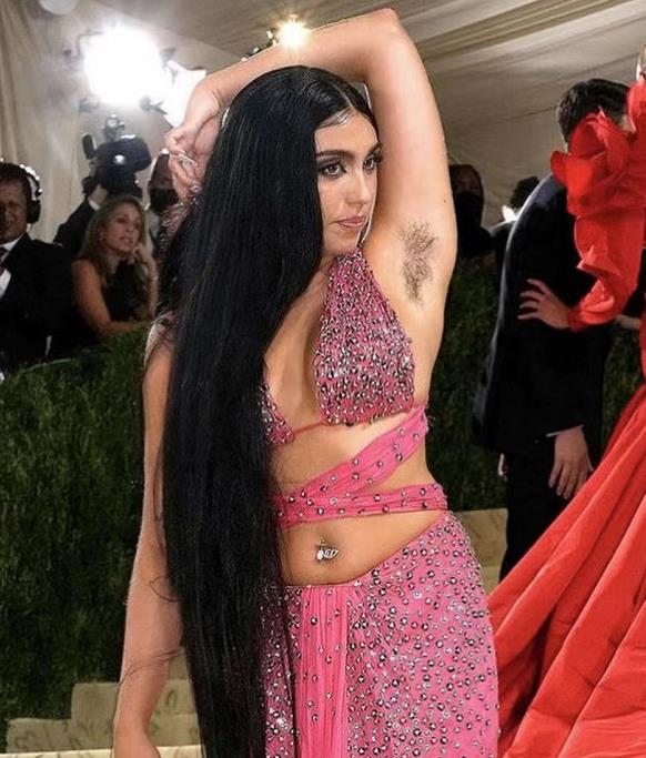 尹天雪|63岁麦当娜交往20任年下男 最年轻仅27岁 女儿比妈更会玩