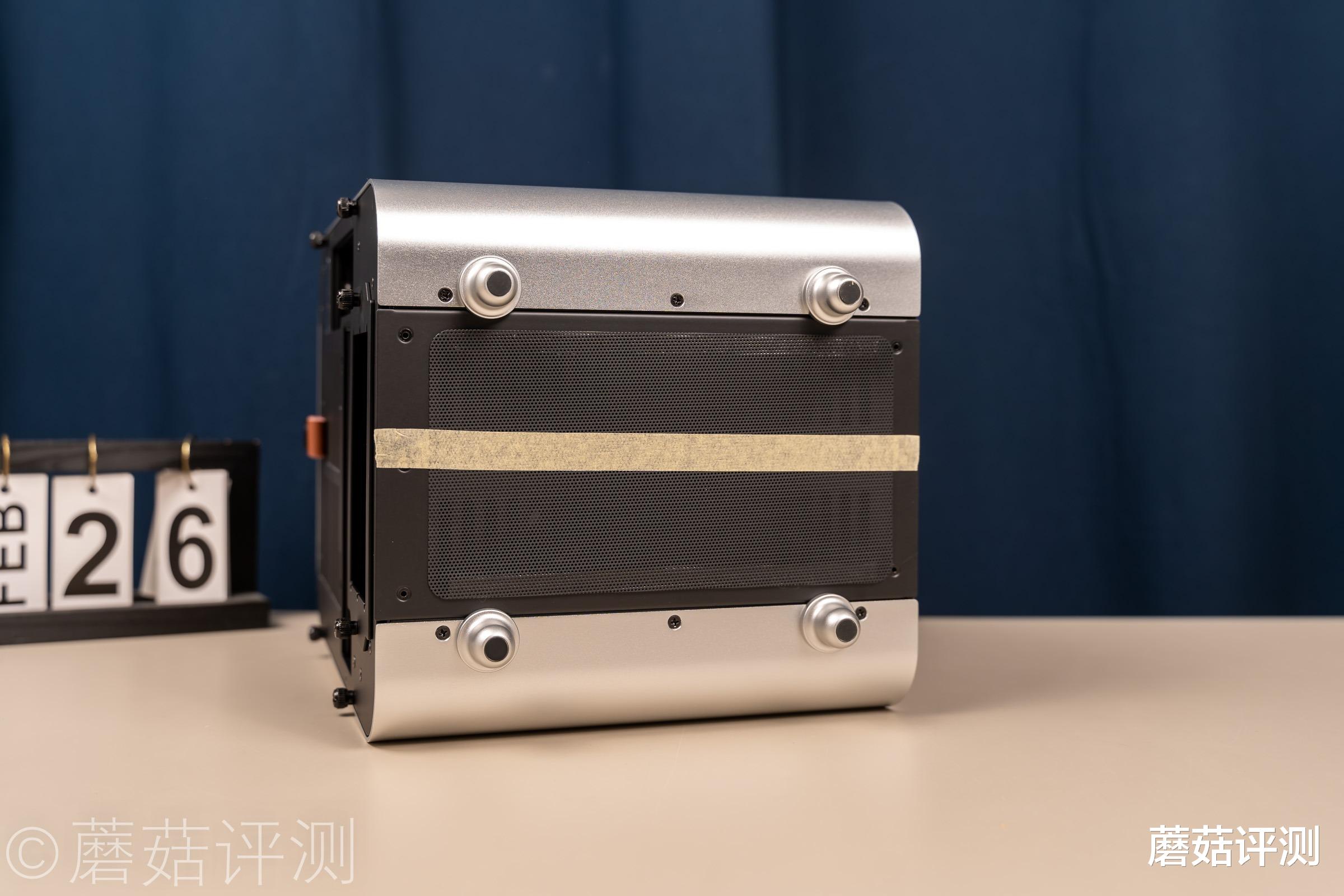 機箱|打造一臺精致小鋼炮、喬思伯BO100機箱 裝機體驗