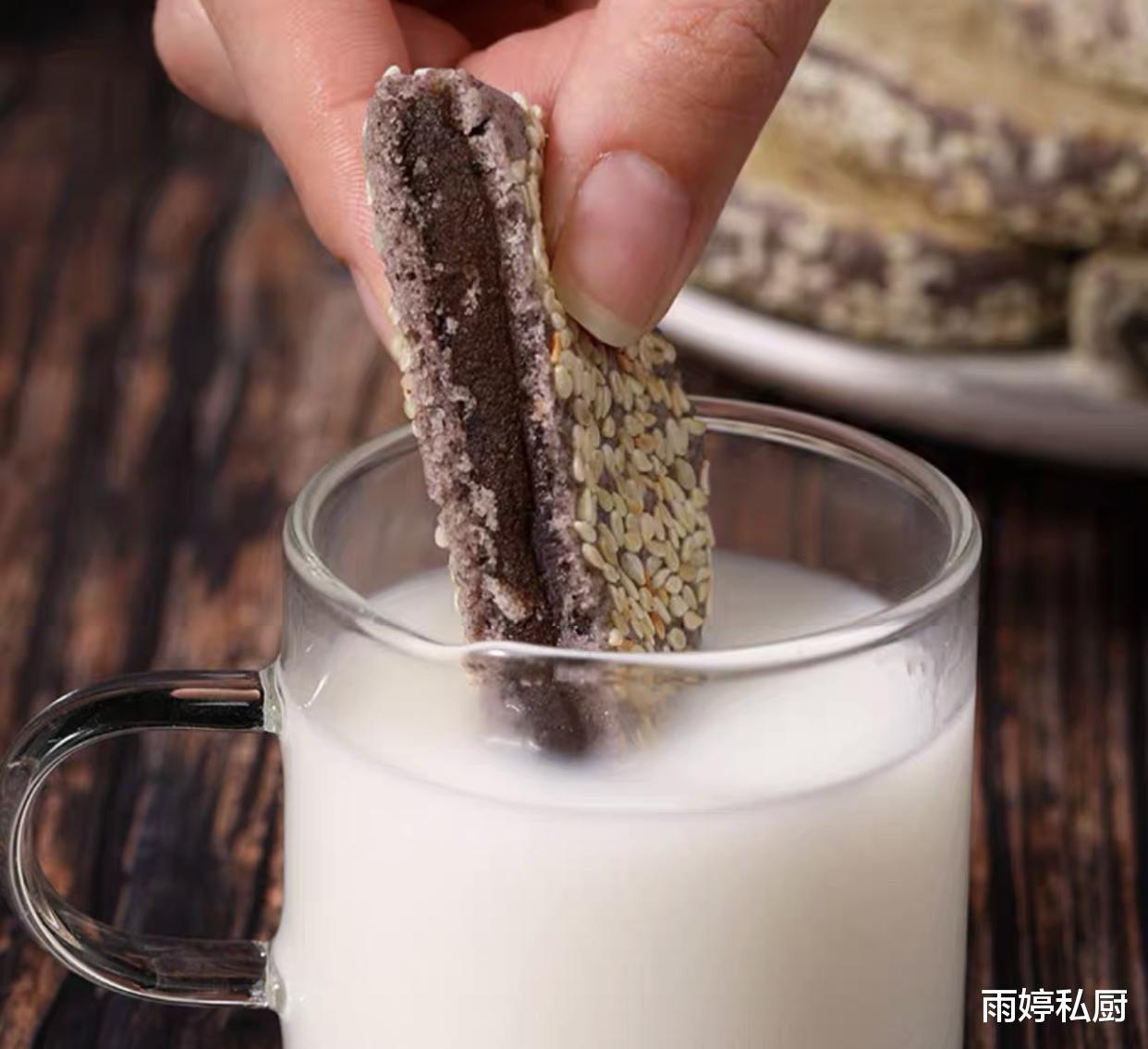 更年期|女人年过40岁，无论贫富，建议常吃5种食物，面似桃花显年轻