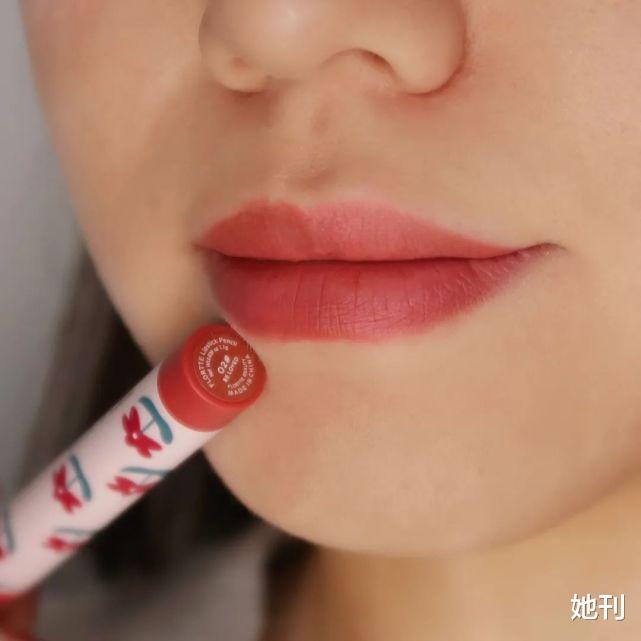 明星素颜 素颜也能打，杨幂的照片“出卖”了她