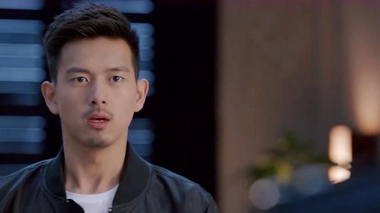 李现|因拒绝潜规则遭“雪藏”，复出上节目成背景板，今靠实力成为顶流