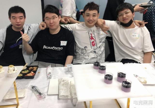 曹志顺|久诚又要被笑影轮换，月光想复刻狼队与Fly战术？知情网友吐露内幕