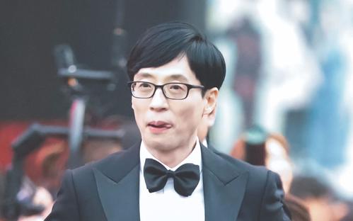 刘在石|刘在石投资娱乐公司成股东 投资巨额低调入股 从国民MC化身理事长